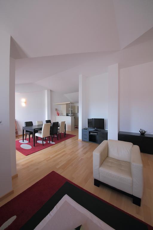 Guest House Zenovic Petrovac Ruang foto